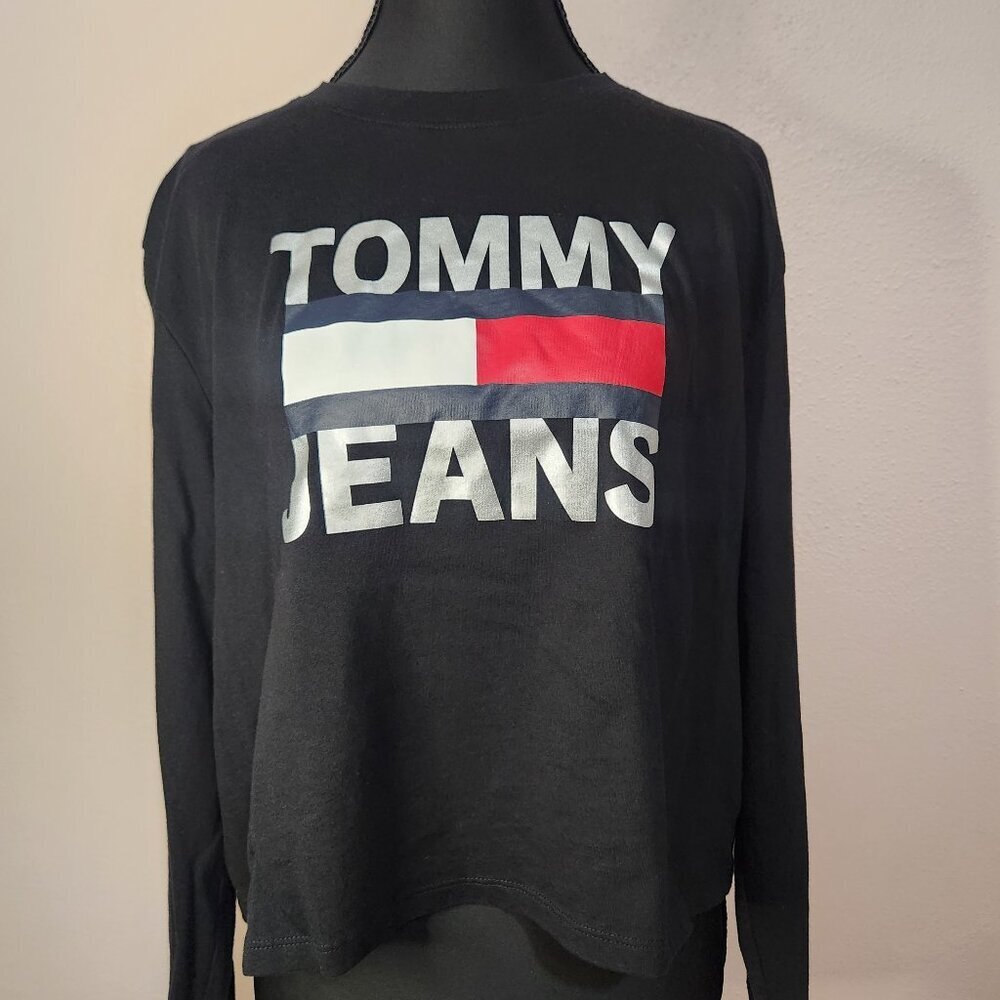 ⭐Tommy Hilfiger Blue Long Sleeve Cropped T-shirt Size Large⭐ - Picture 2 of 8